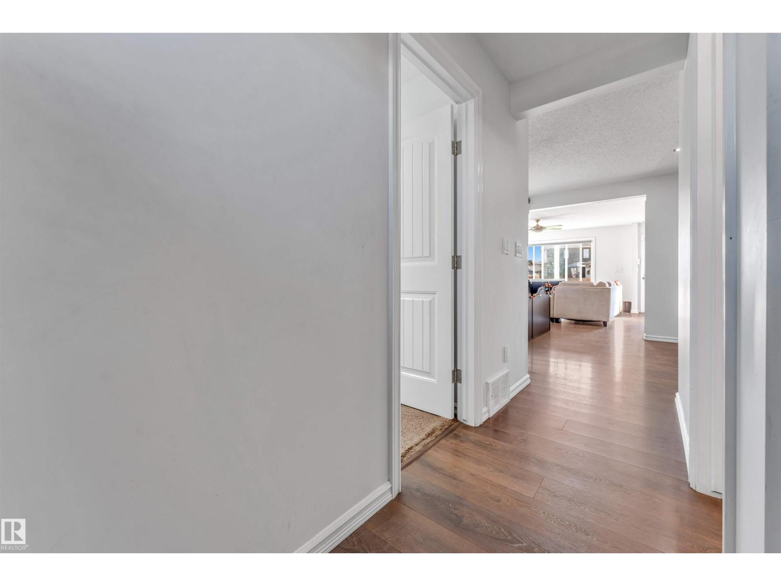 2040 24 ST NW - 25