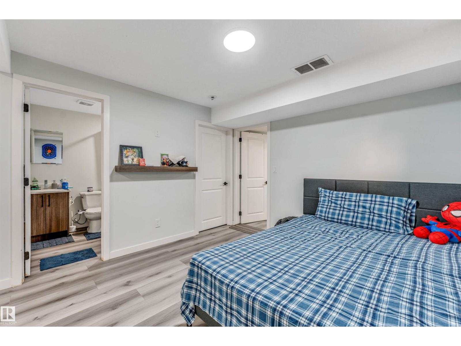 2040 24 ST NW - 32