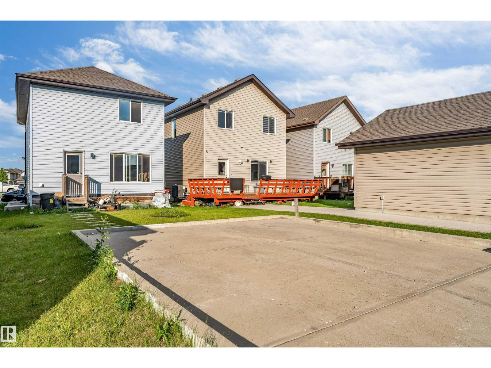 2040 24 ST NW - 39