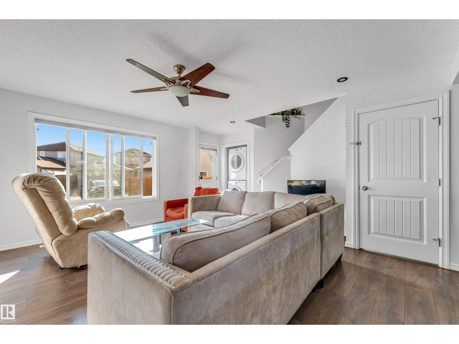 2040 24 ST NW - 9