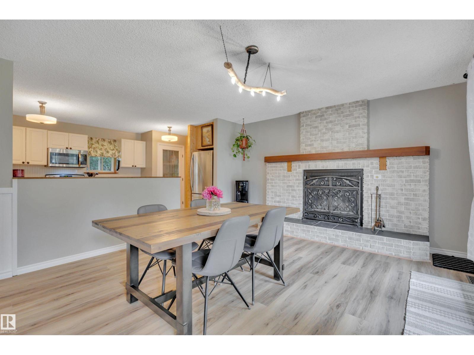 1 461008 RGE ROAD 10 - 12