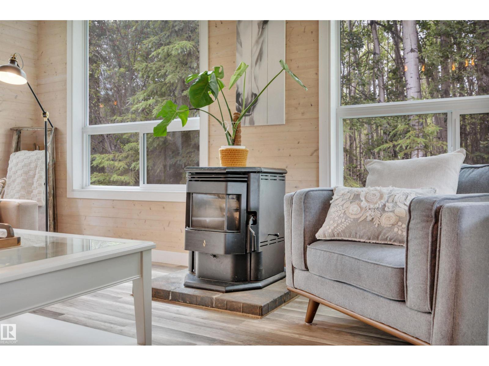 1 461008 RGE ROAD 10 - 24