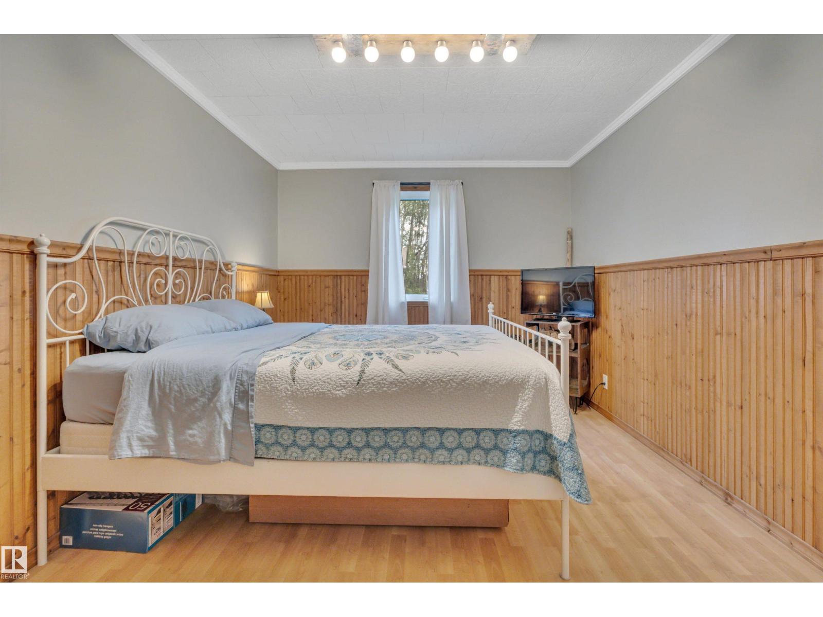 1 461008 RGE ROAD 10 - 35