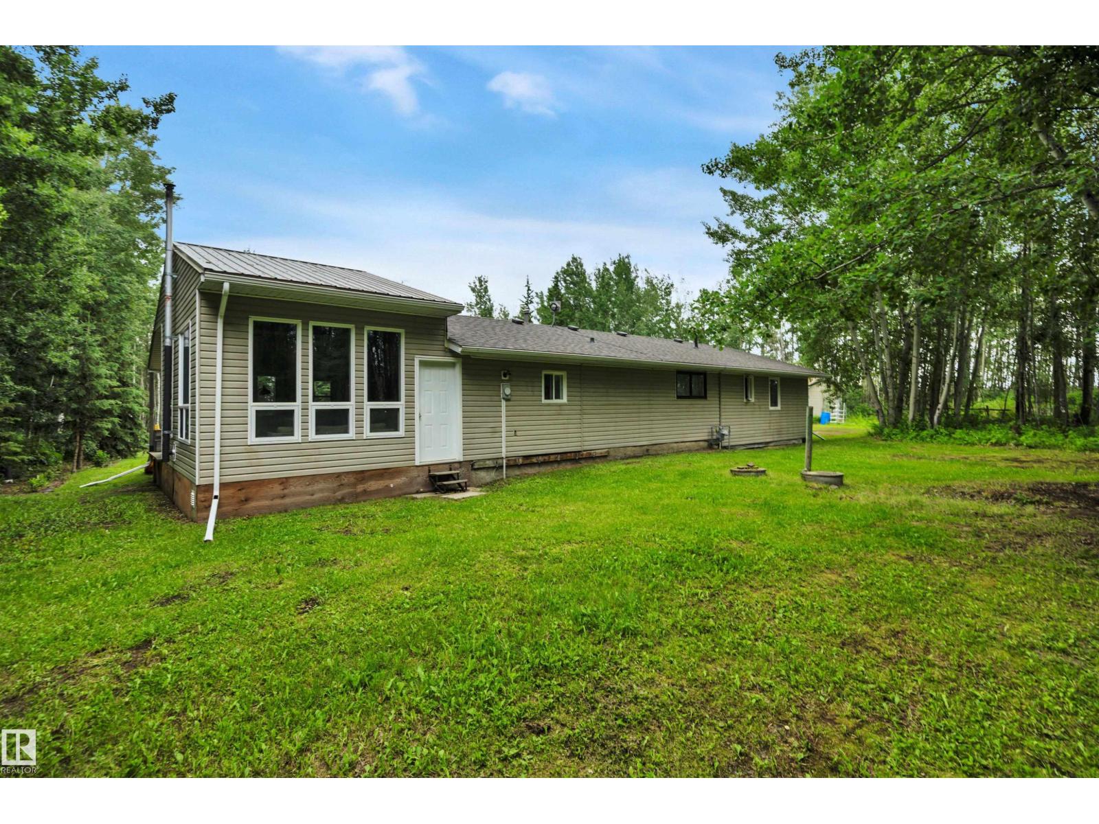 1 461008 RGE ROAD 10 - 46