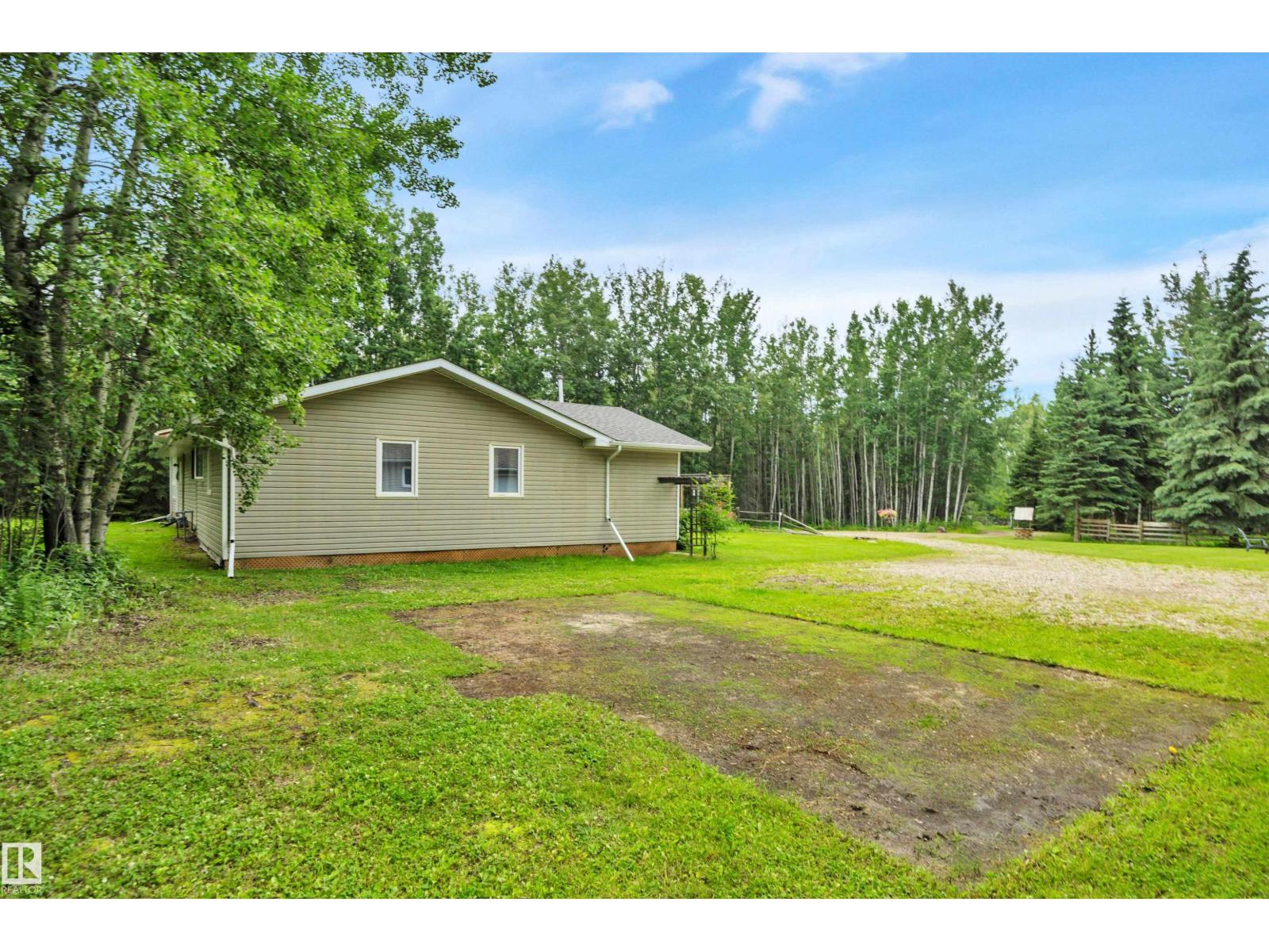1 461008 RGE ROAD 10 - 49