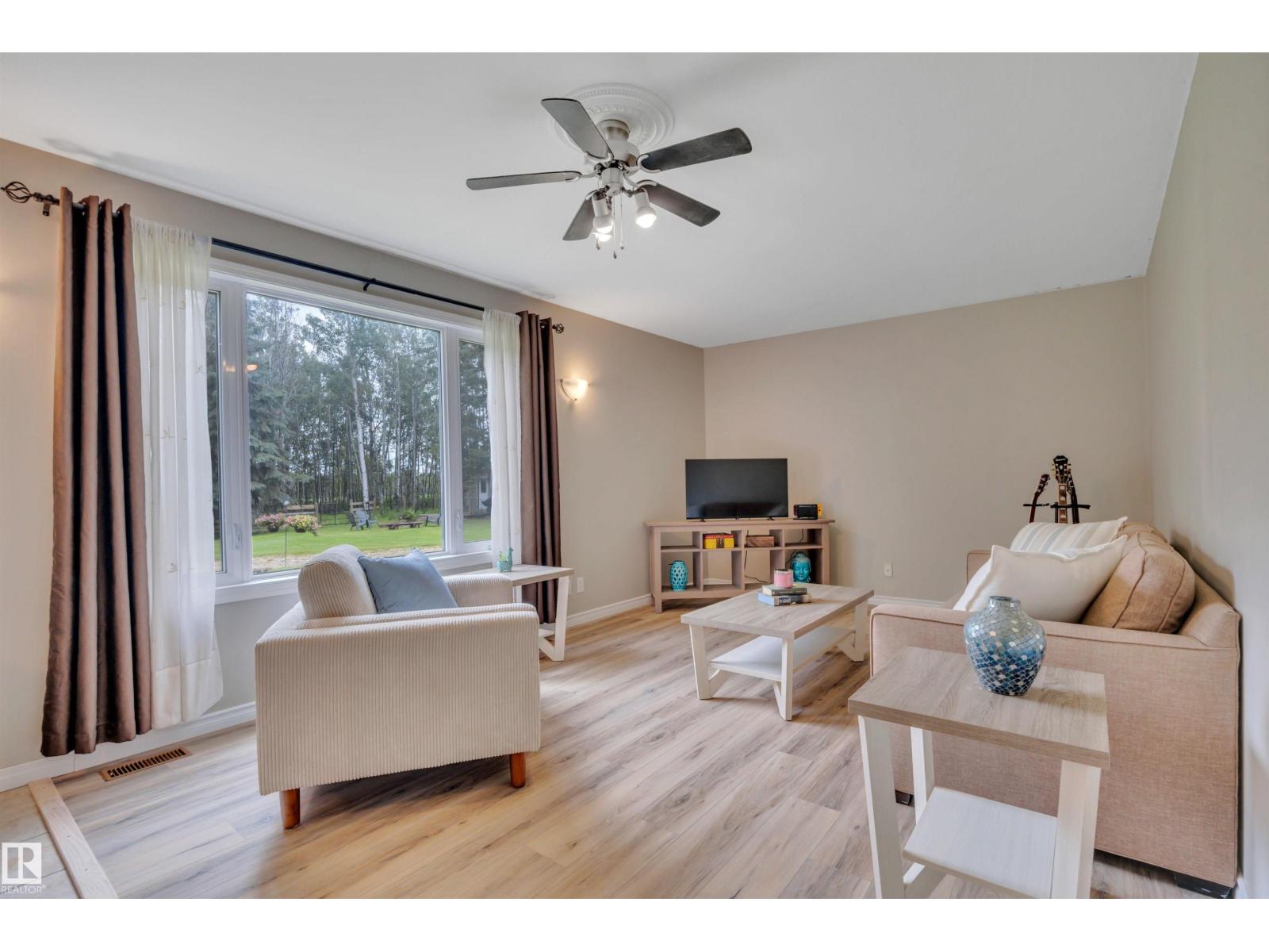 1 461008 RGE ROAD 10 - 6