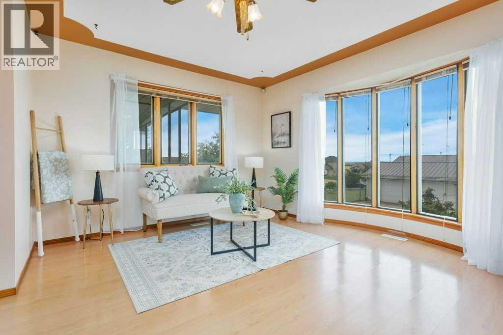 Listing photo – 5201 46 Avenue, Rimbey