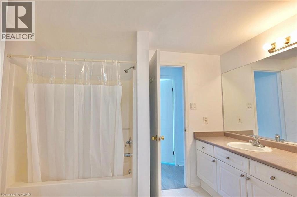 #37 230 BLACKHORNE Drive - 15