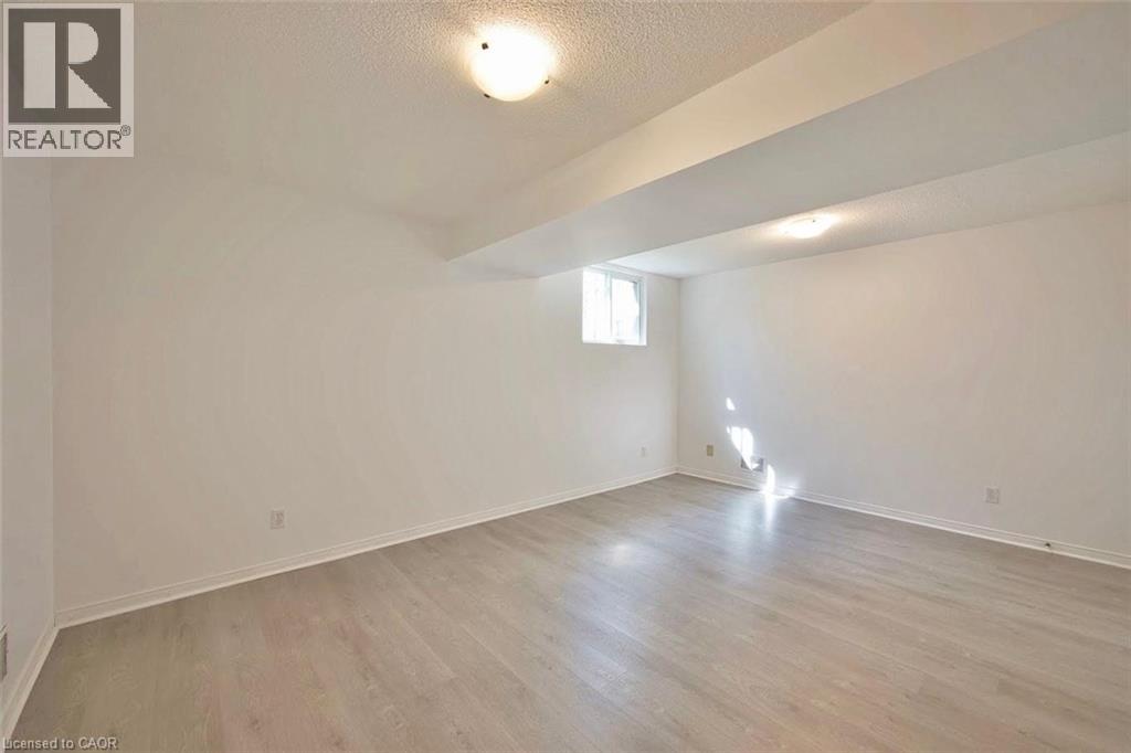 #37 230 BLACKHORNE Drive - 22