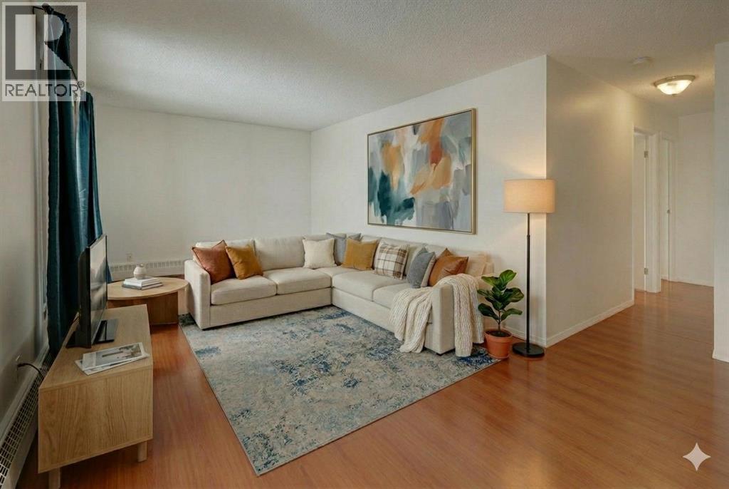 #811 8604 48 Avenue NW - 8
