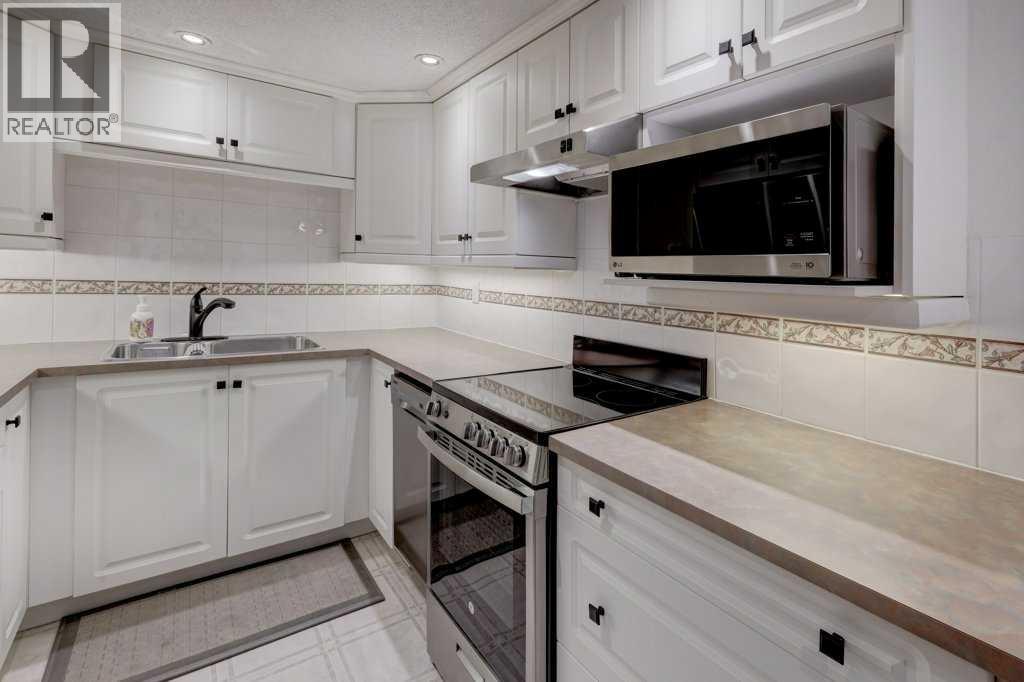 #811 8604 48 Avenue NW - 12
