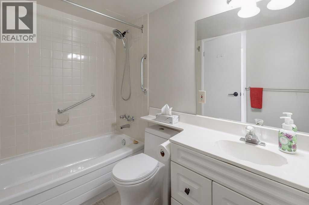 #811 8604 48 Avenue NW - 21