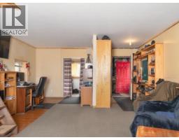198 Taku Boulevard, Whitehorse South, YT Y0B1T0 Photo 7