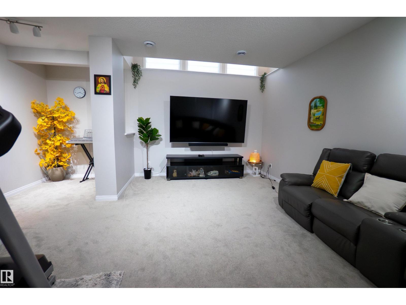 1766 Dumont CR SW SW - 14