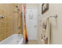 68 Ch. Stephens, Otter Lake, QC J0X2P0 Photo 18
