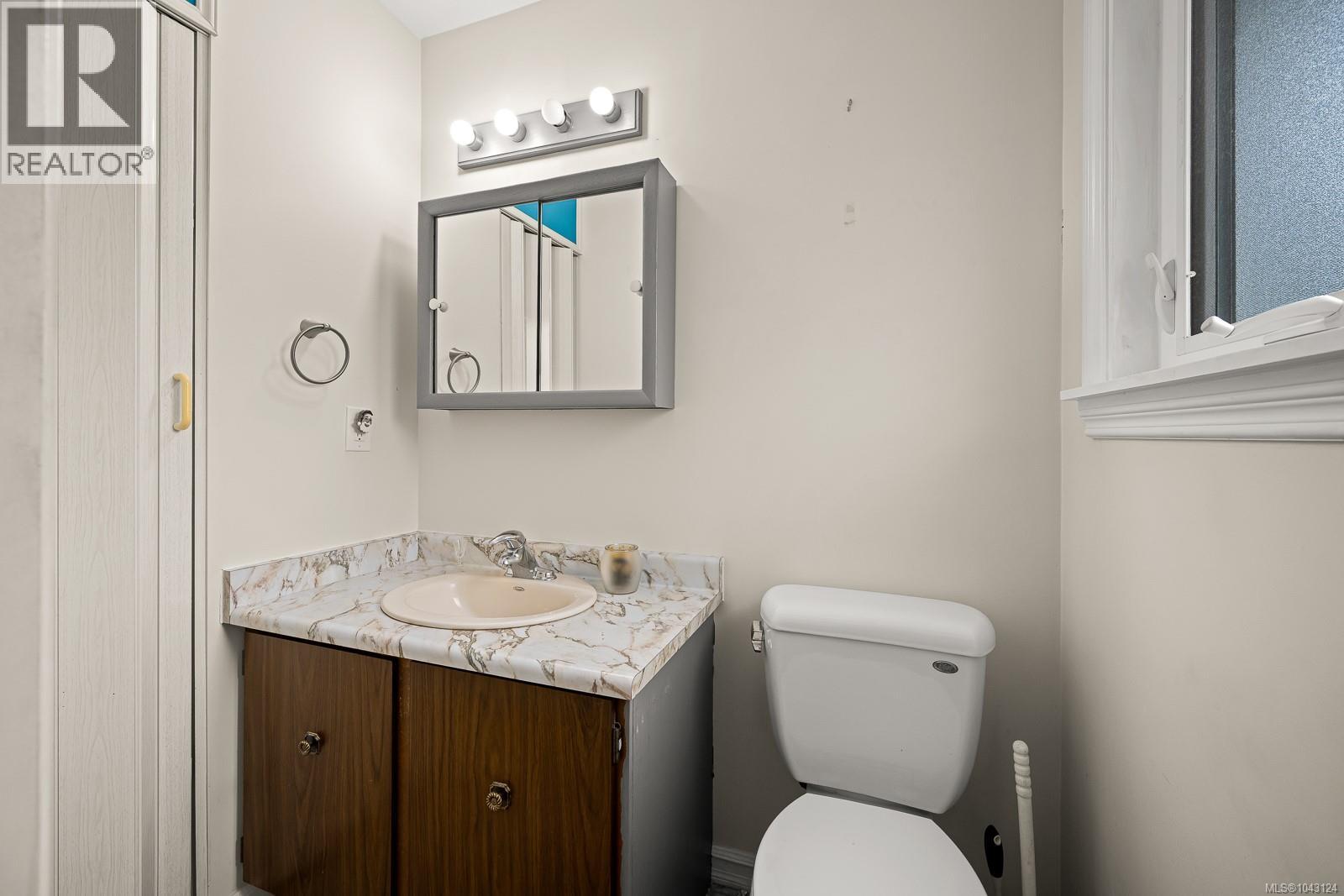 2560 Mabley Rd - 21