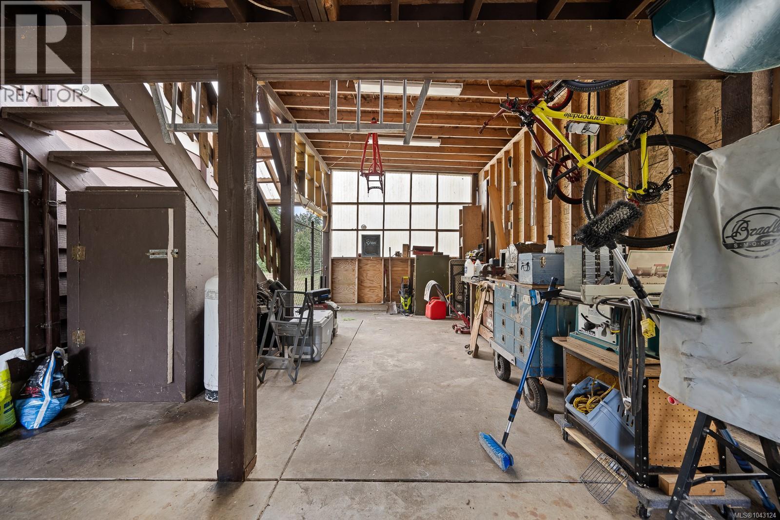 2560 Mabley Rd - 48
