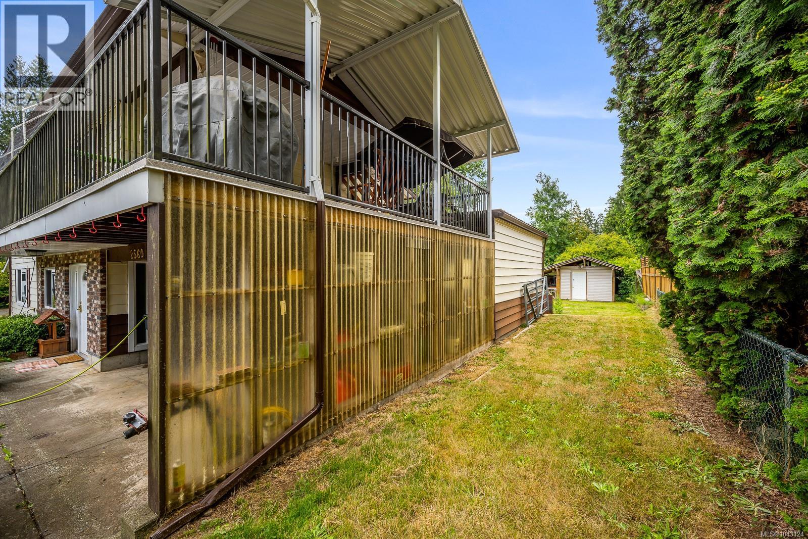 2560 Mabley Rd - 32