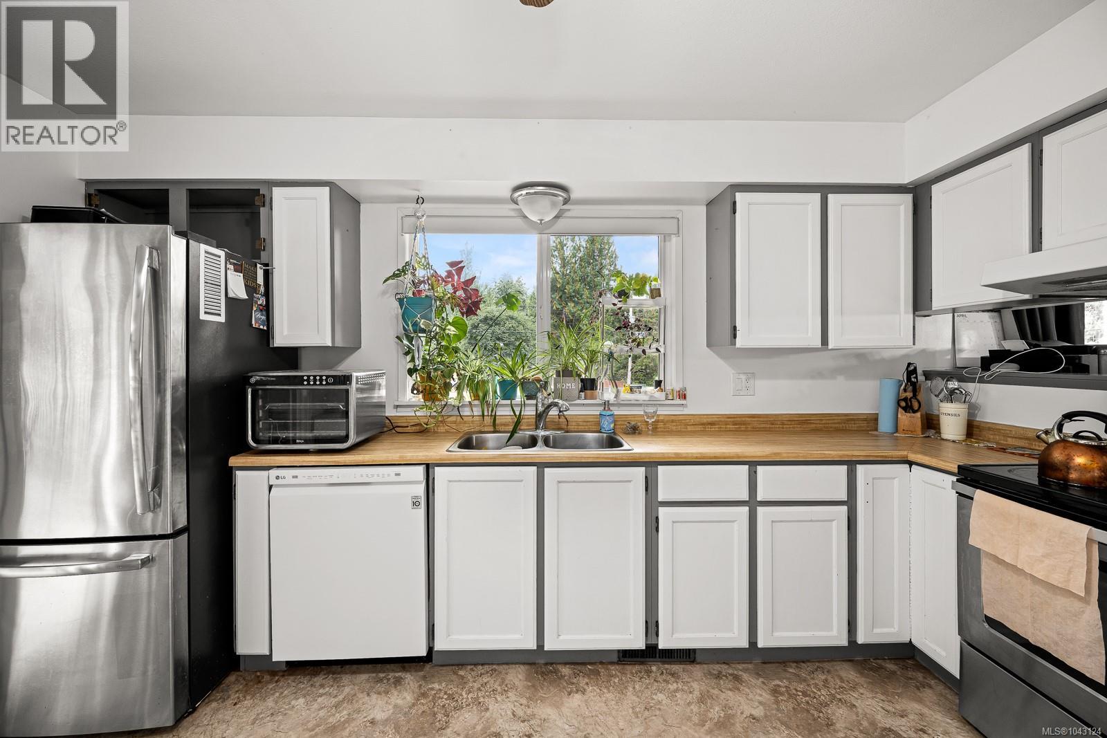 2560 Mabley Rd - 4