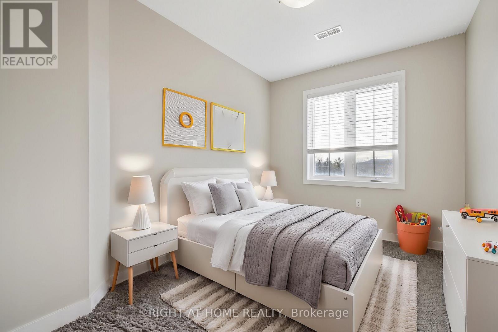 #56 445 ONTARIO STREET W - Image 17
