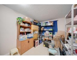 14828 Holly Park Lane, Surrey, BC V3R6Y2 Photo 18