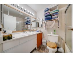 14828 Holly Park Lane, Surrey, BC V3R6Y2 Photo 15