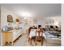 14828 Holly Park Lane, Surrey, BC V3R6Y2 Photo 10