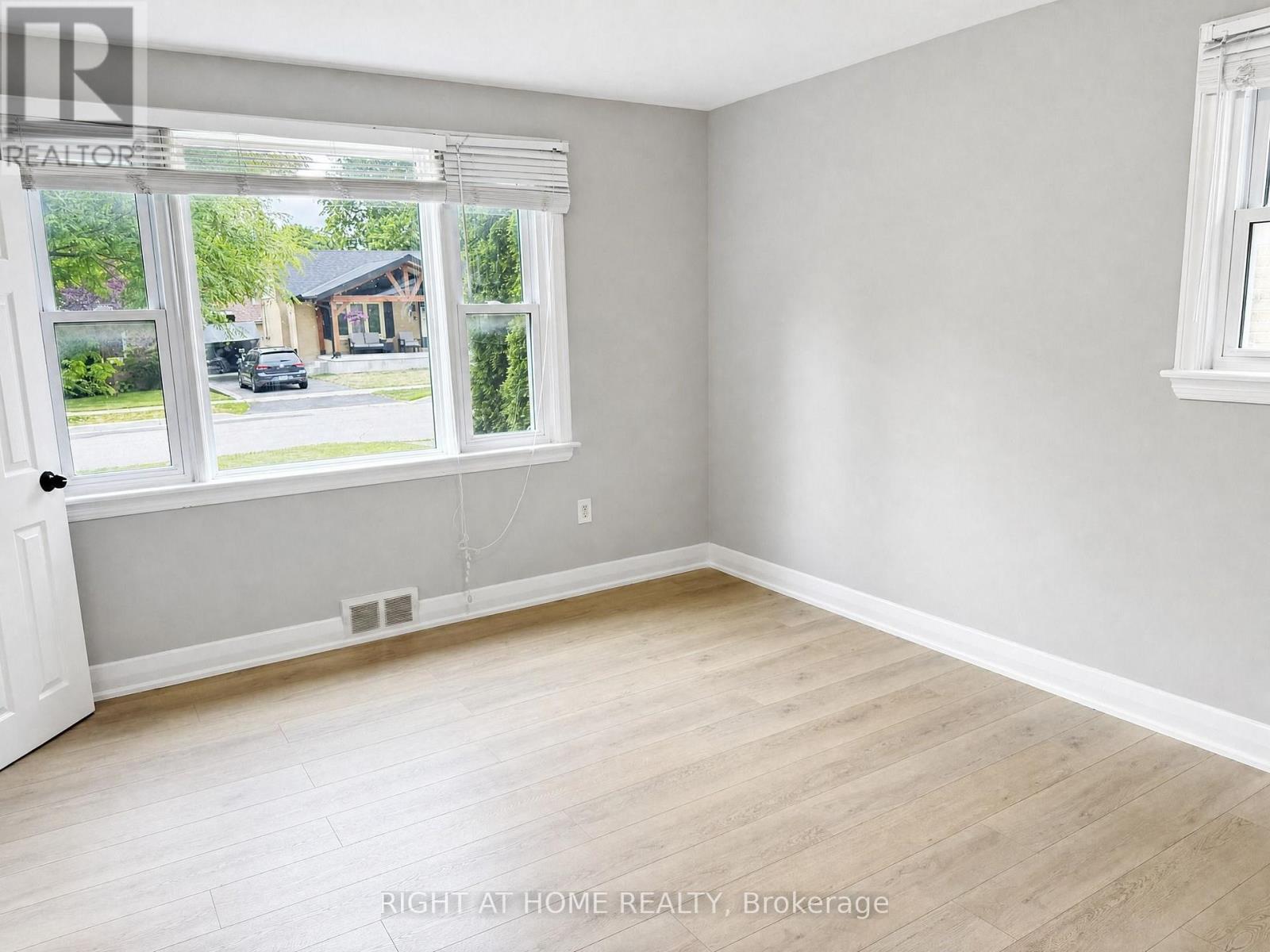 719 ROWNTREE AVENUE - 14
