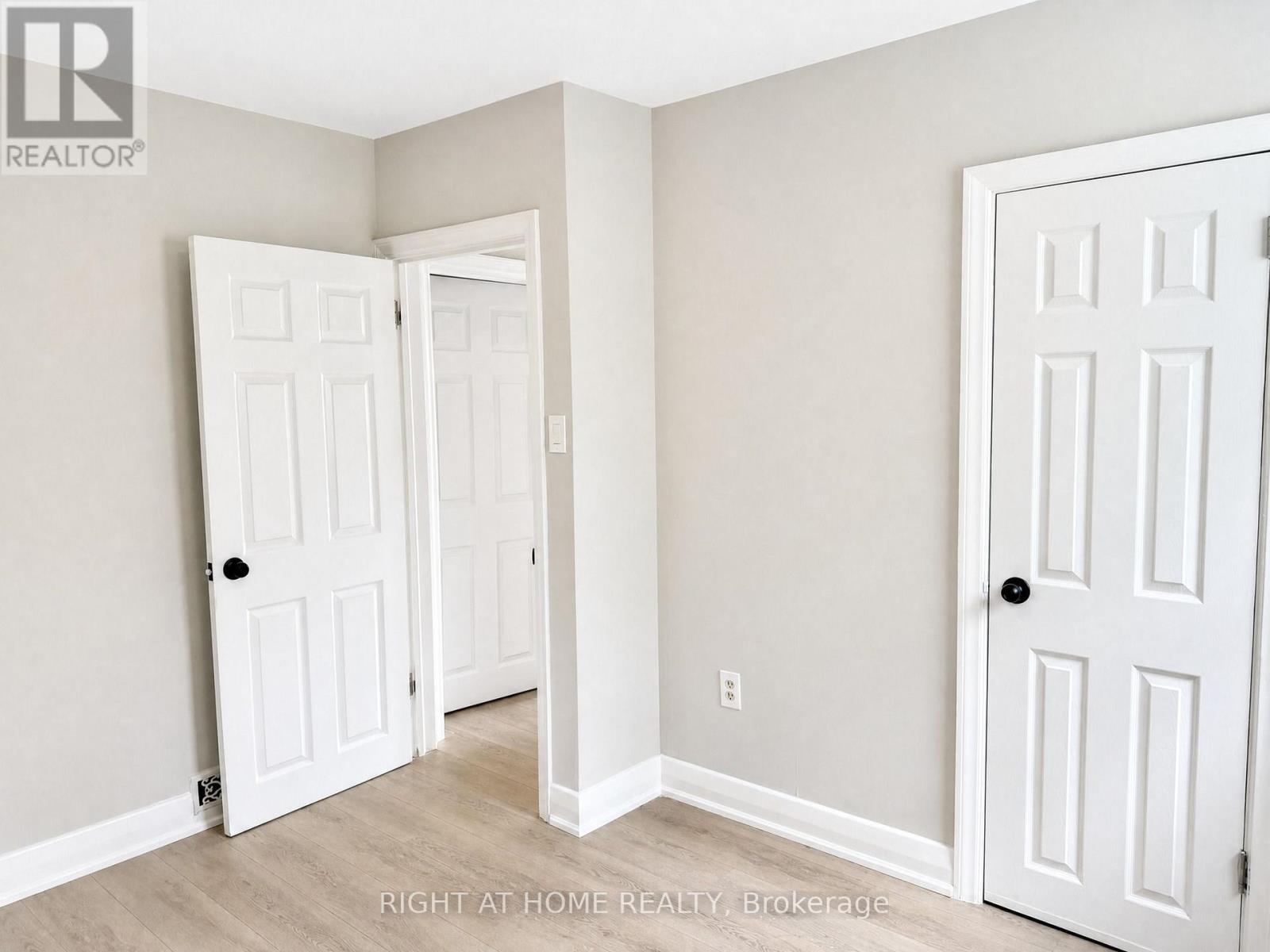 719 ROWNTREE AVENUE - 18