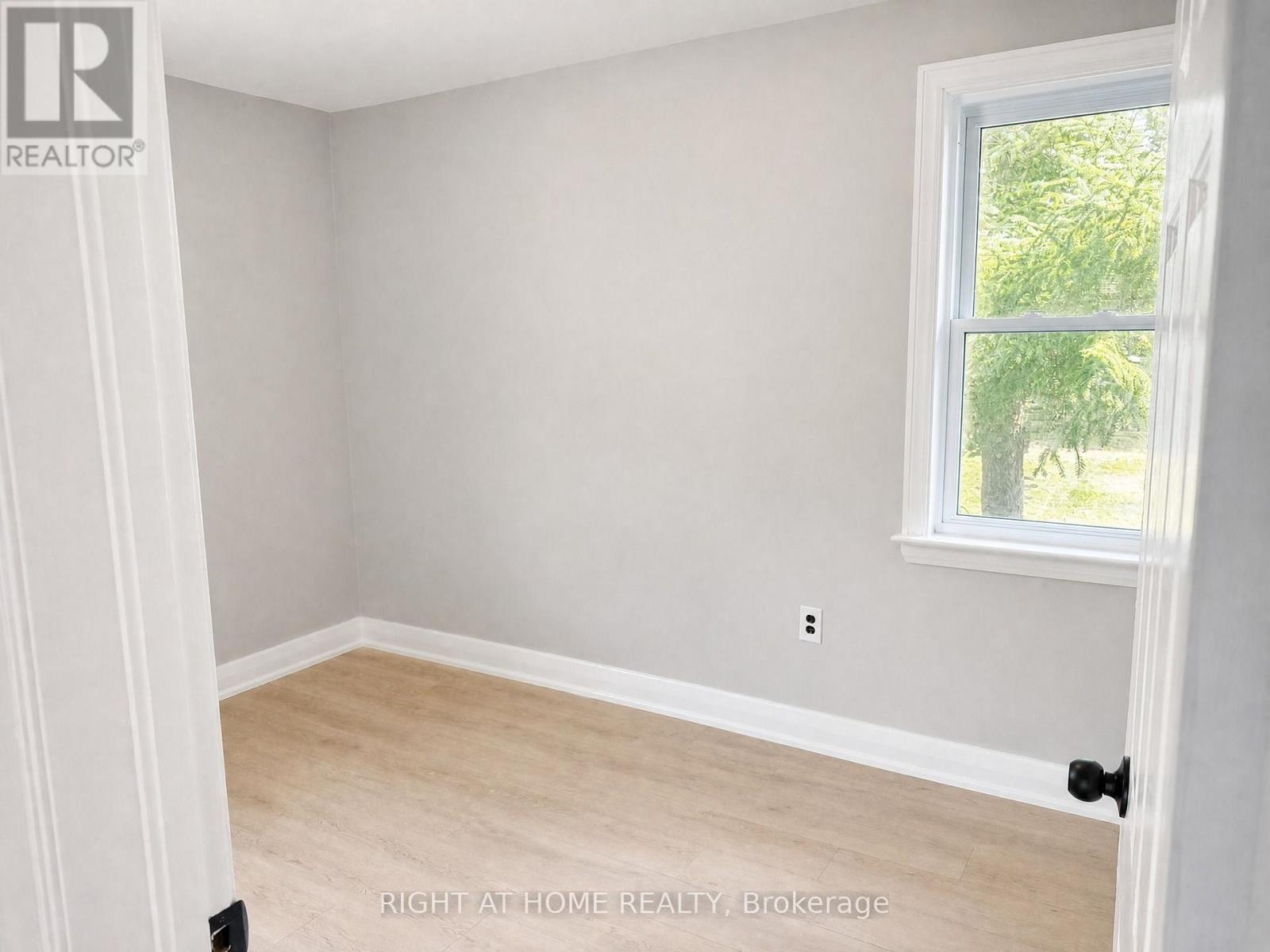 719 ROWNTREE AVENUE - 22