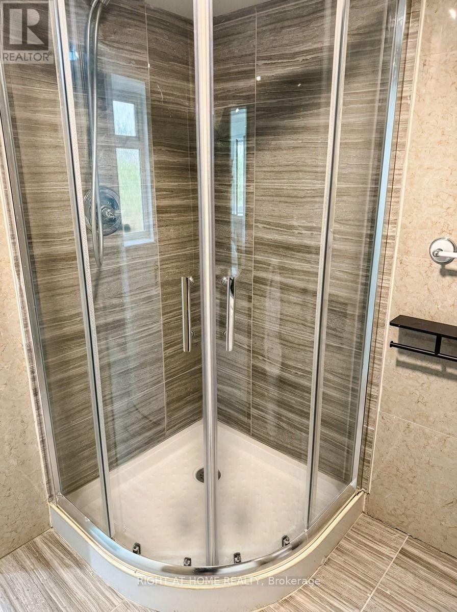719 ROWNTREE AVENUE - 27