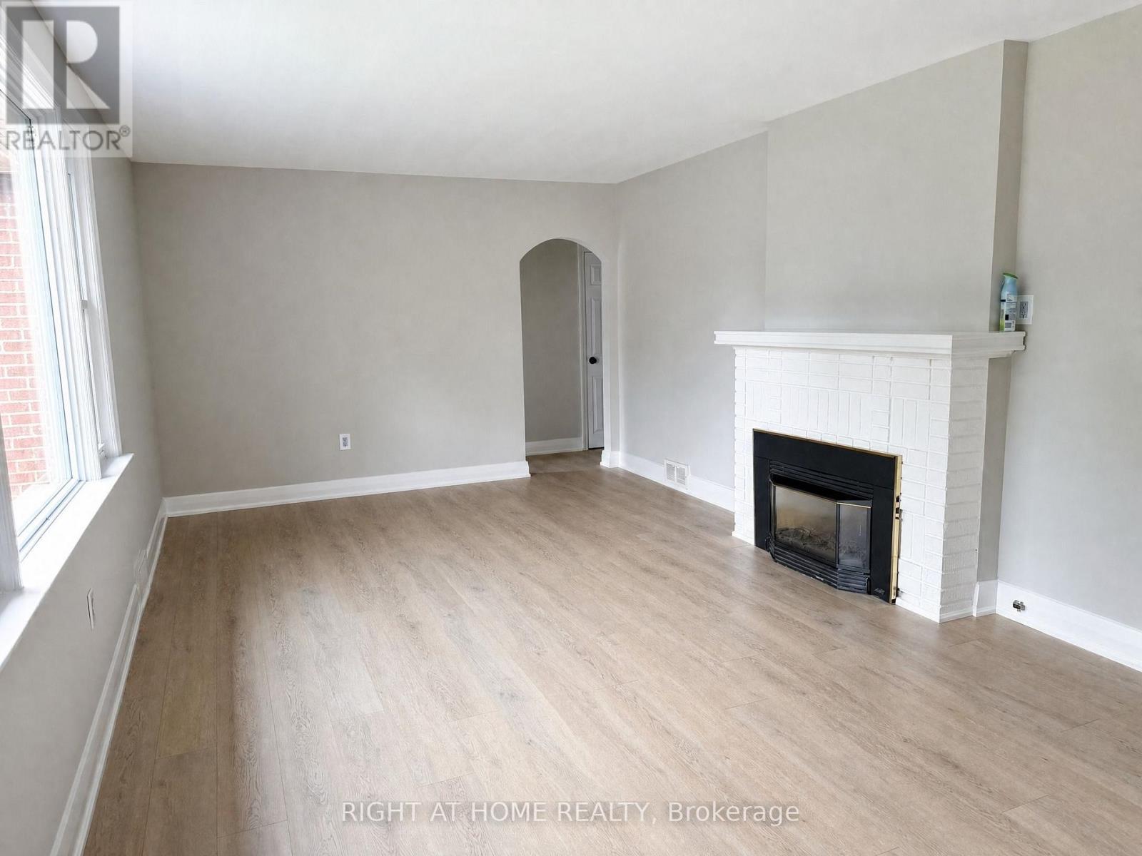 719 ROWNTREE AVENUE - 5