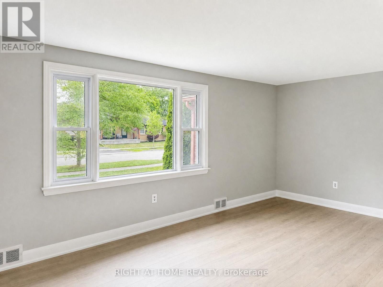 719 ROWNTREE AVENUE - 6