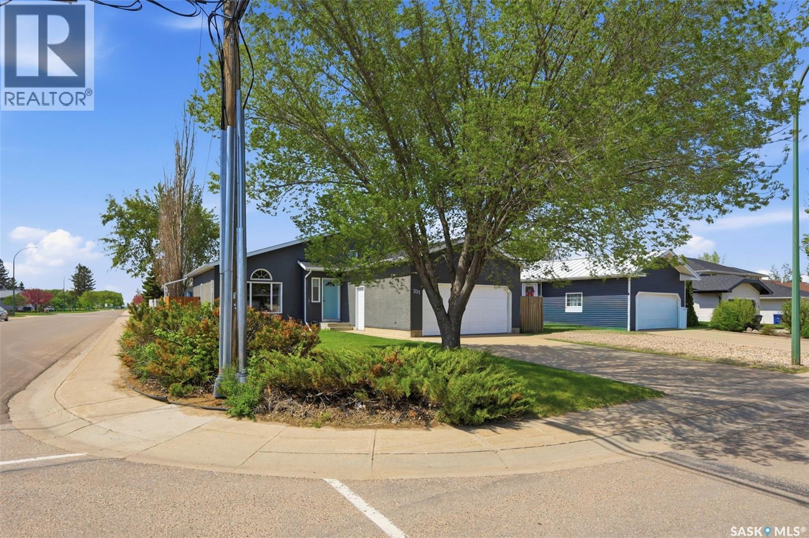 201 1st AVENUE N - 1
