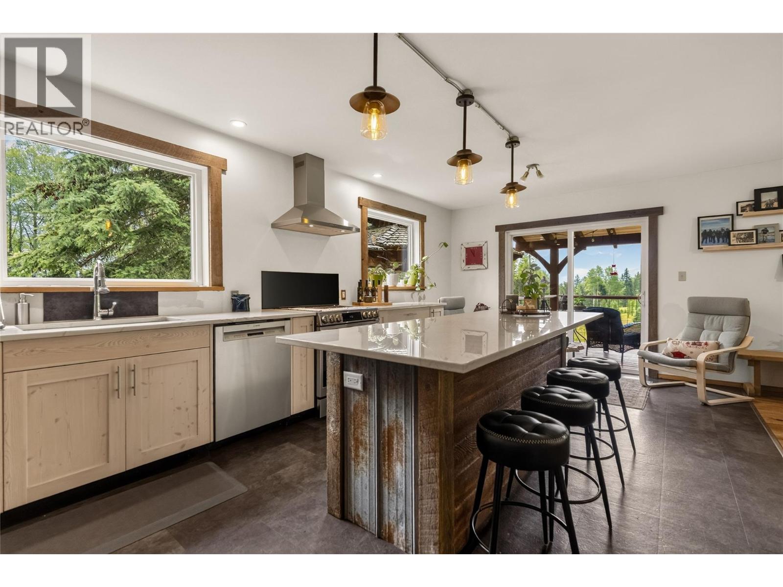 4485 Highway 3 - 34
