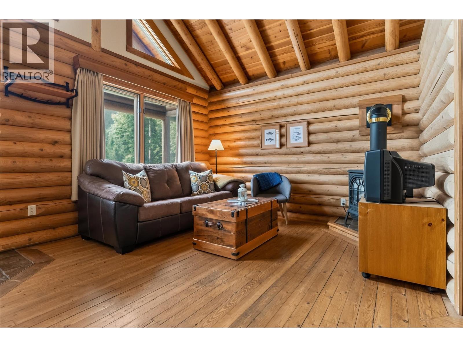4485 Highway 3 - 68