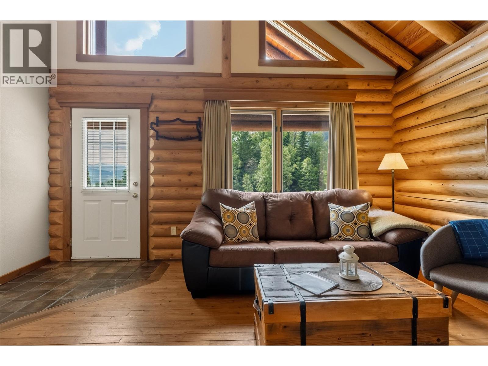 4485 Highway 3 - 69
