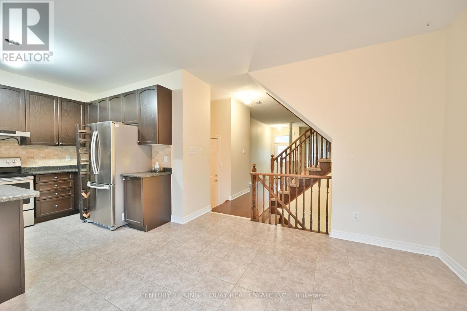 10 LUNDIGAN DRIVE - 2