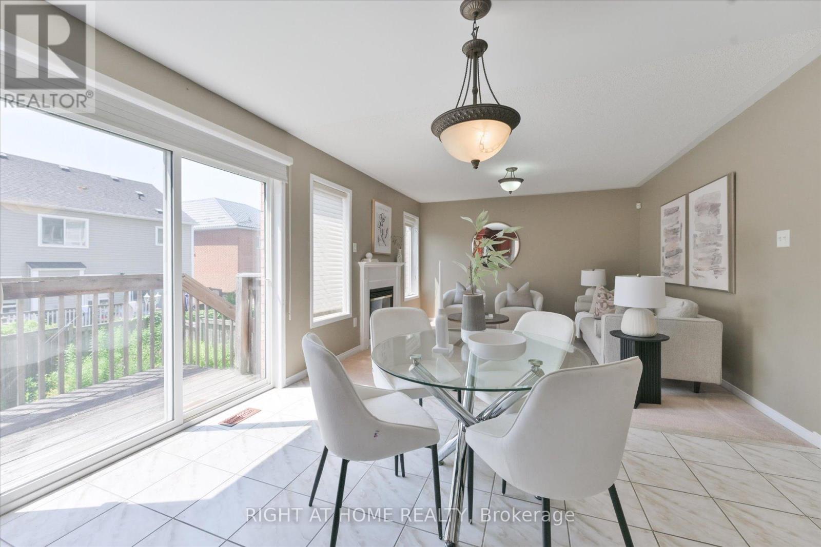 94 MOYNAHAN CRESCENT - 11