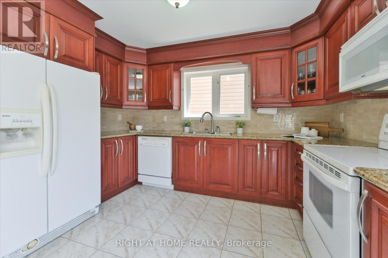 94 MOYNAHAN CRESCENT - Image 16