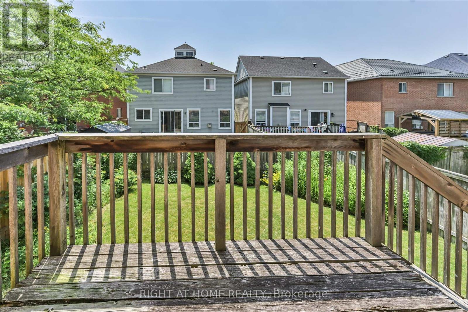94 MOYNAHAN CRESCENT - 32