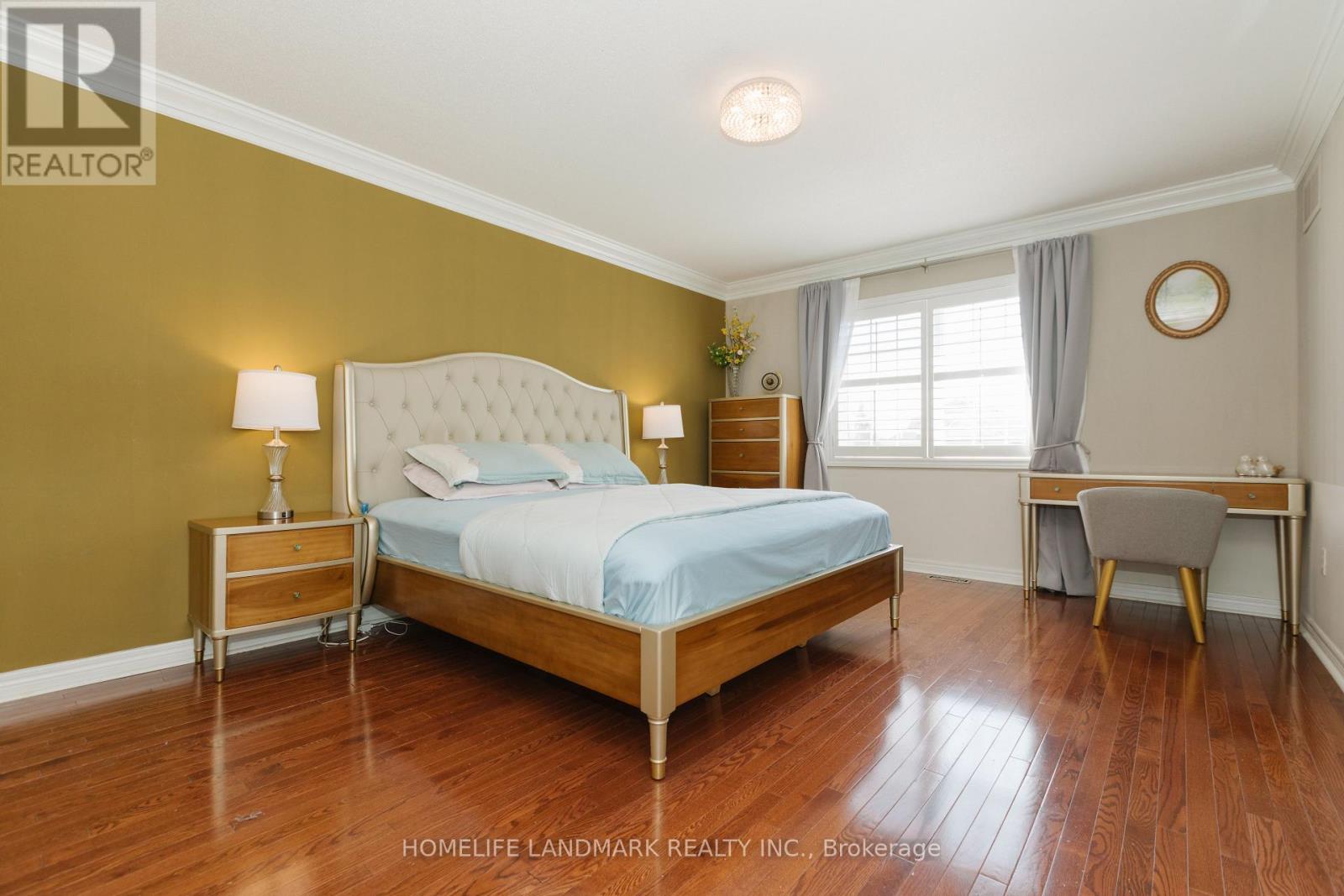 3432 EGLINTON AVENUE W - 19