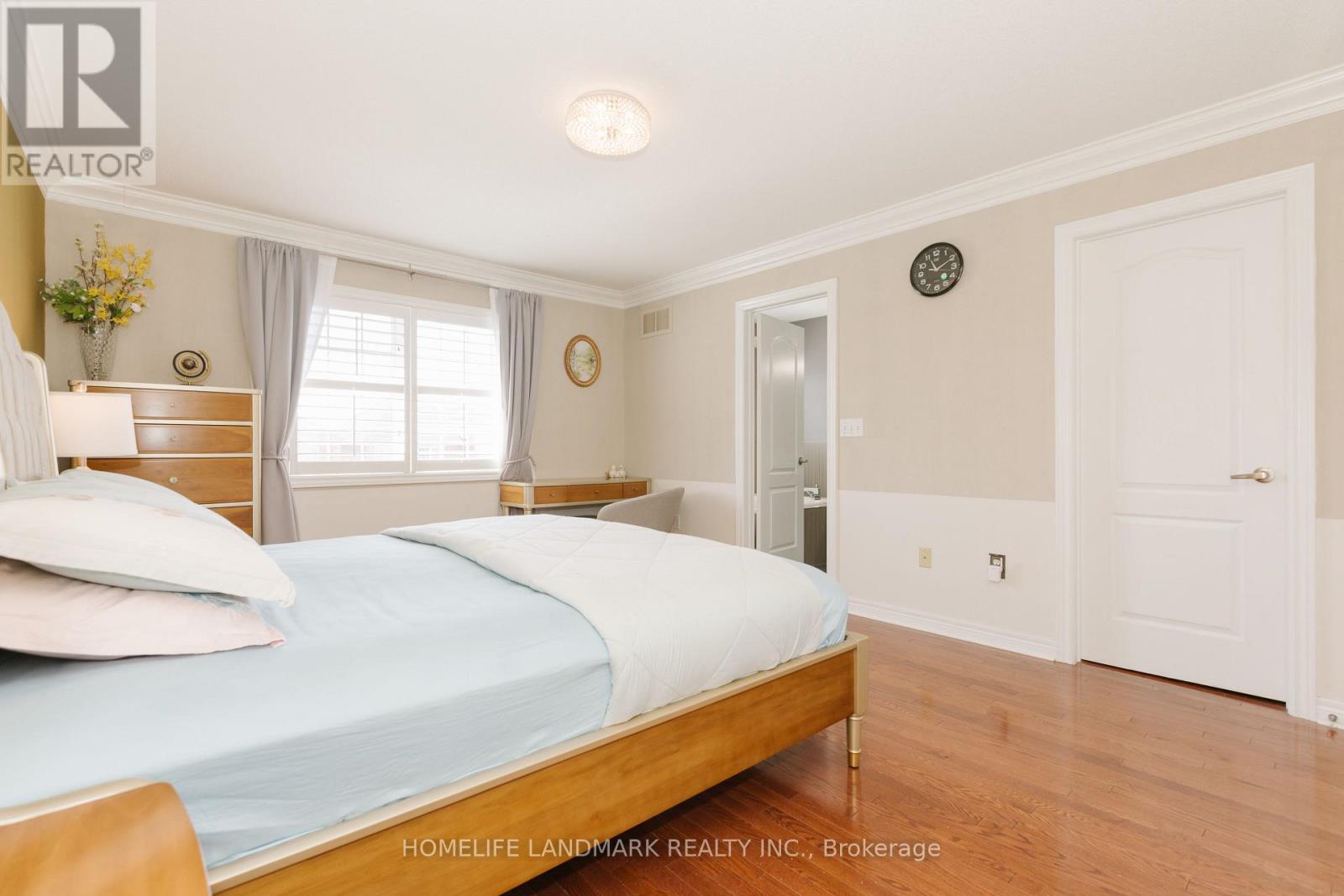 3432 EGLINTON AVENUE W - 20