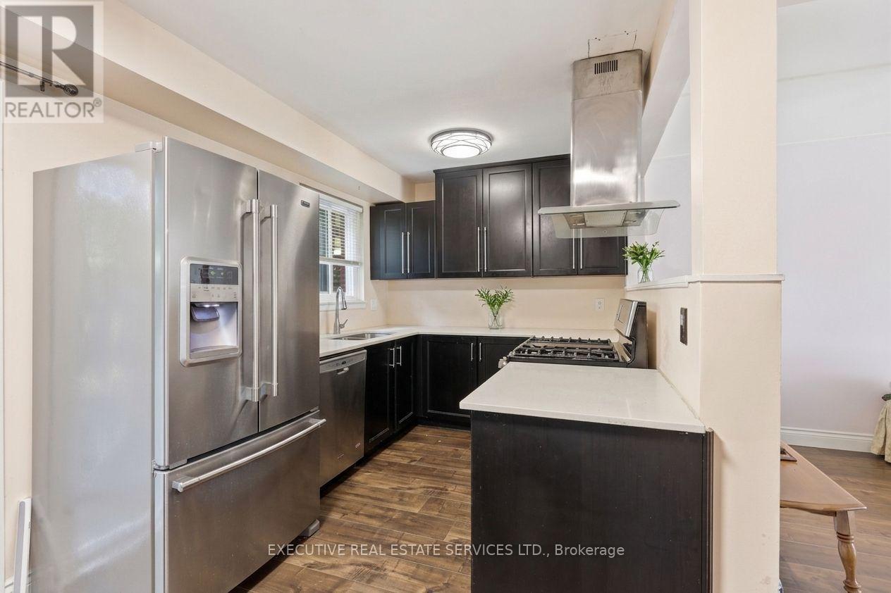 60 CHIPWOOD CRESCENT - 5