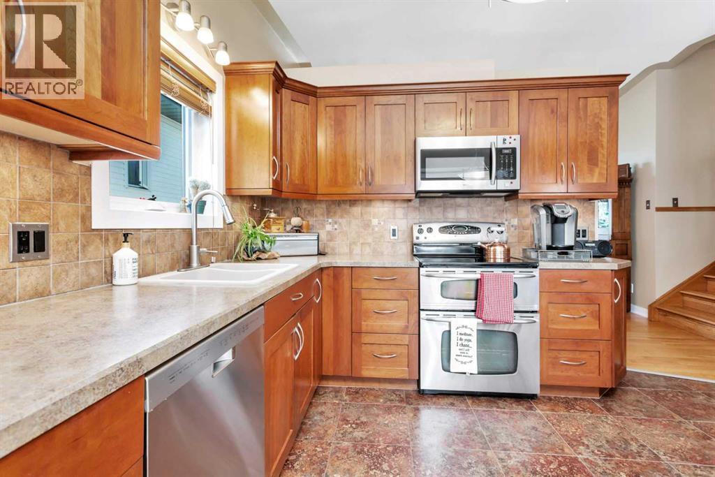 19 Donnelly Crescent - 11