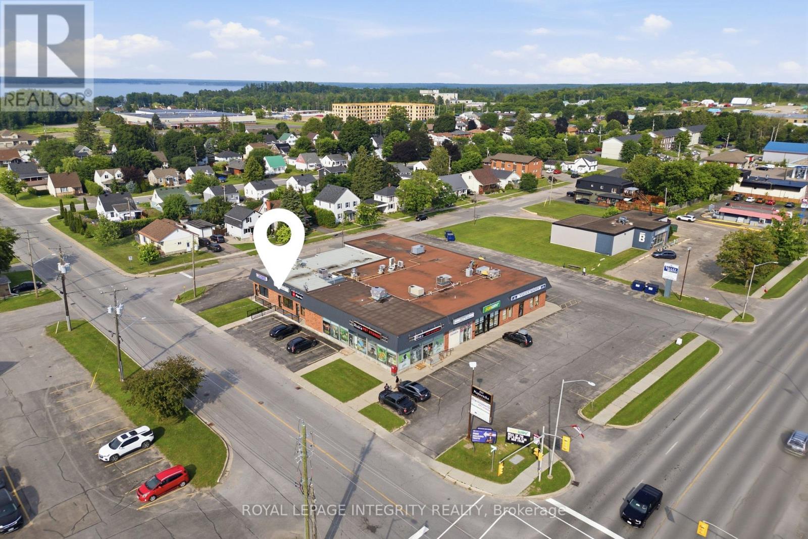 UNIT #7 – 100 MADAWASKA BOULEVARD, Ottawa. Luxury613. By Peter Sagos - Image 17