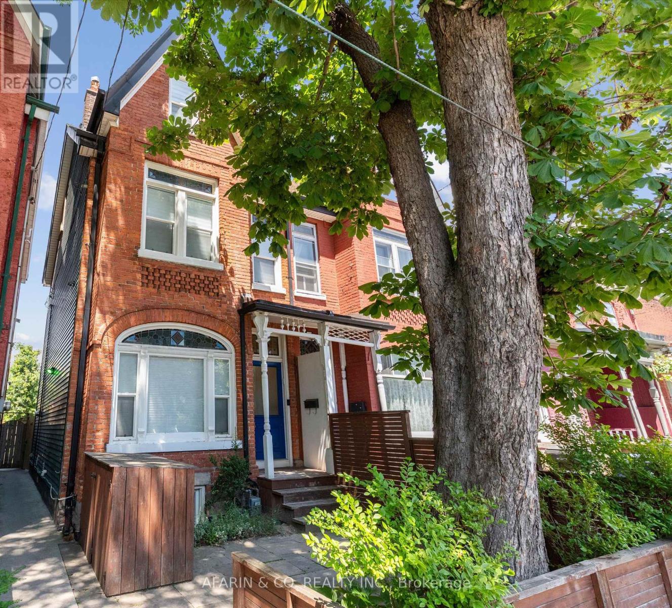 Photo of 48 Nassau Street