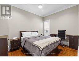Second Floor & Loft - 48 Nassau Street, Toronto, ON M5T1M2 Photo 8