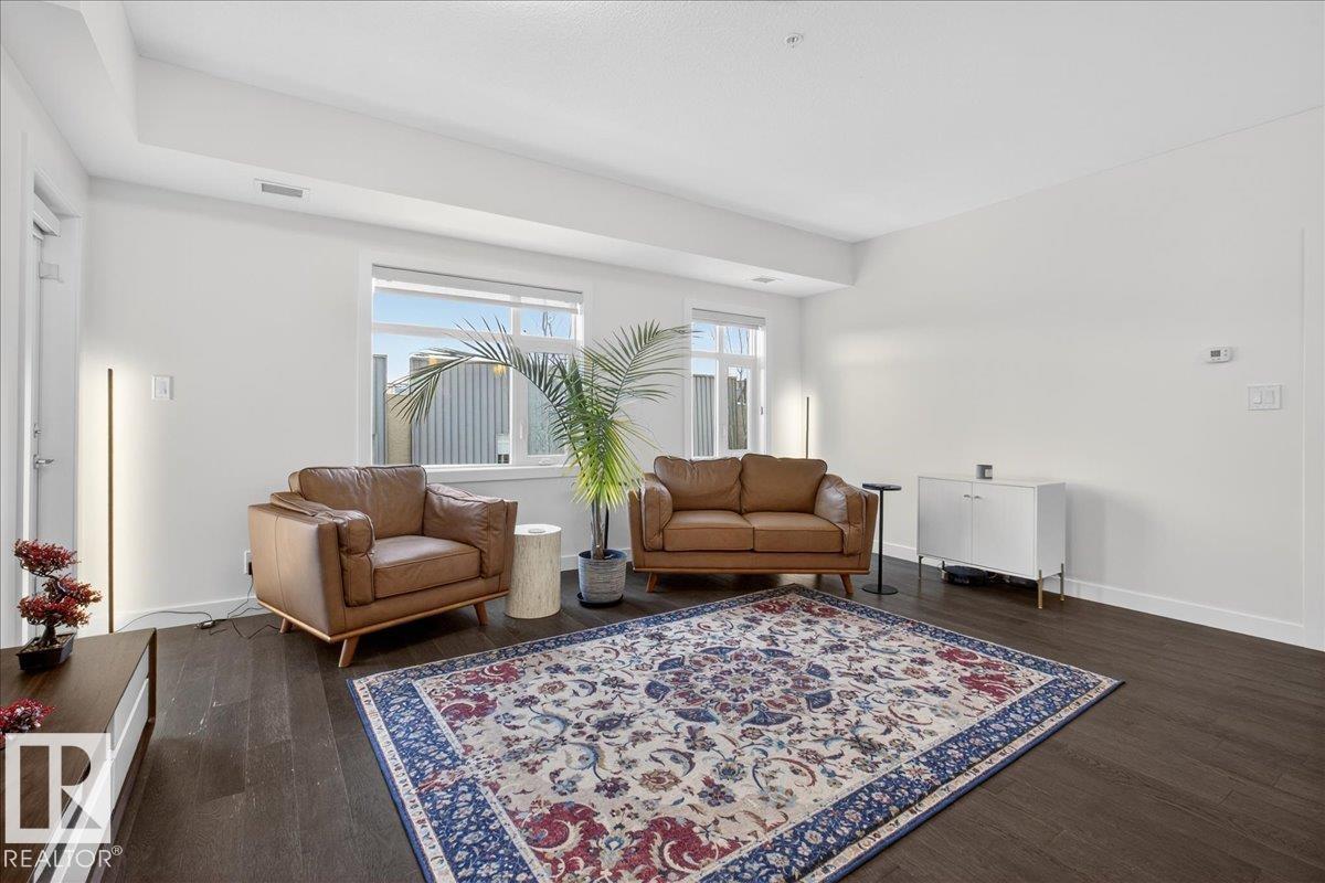 #406 8525 91 ST NW - 10