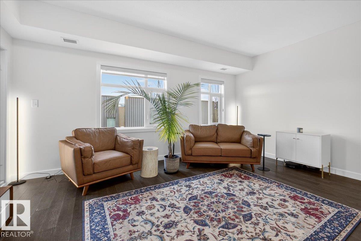 #406 8525 91 ST NW - 11